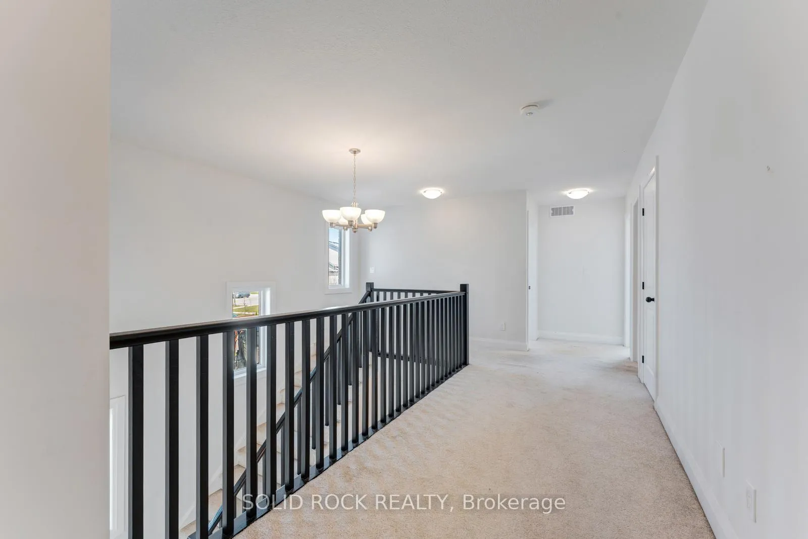 Photo 23 of 629 Doonwoods Crescent, Kitchener — HOMEH
