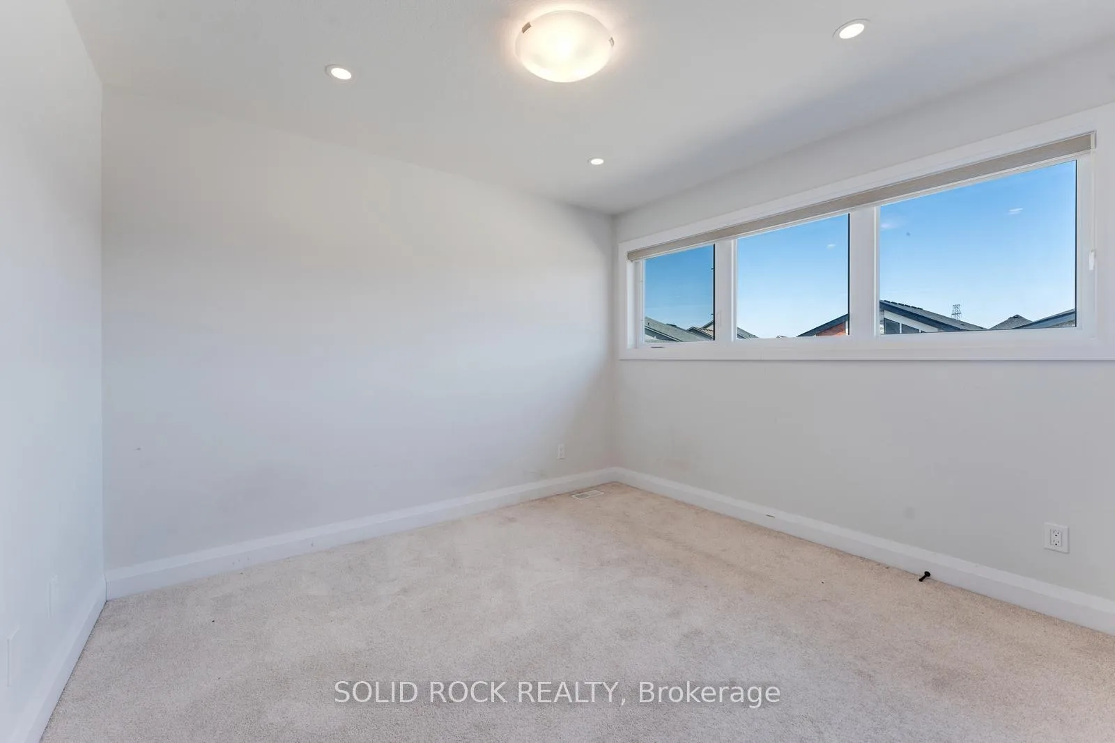 Photo 24 of 629 Doonwoods Crescent, Kitchener — HOMEH