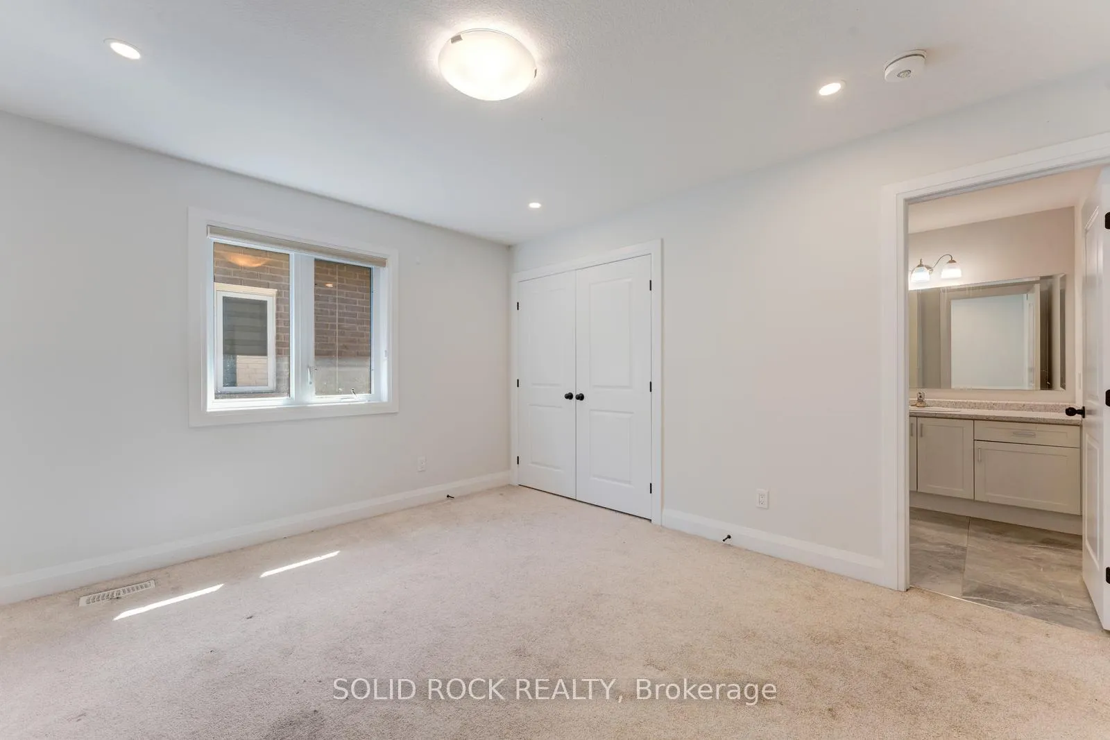 Photo 35 of 629 Doonwoods Crescent, Kitchener — HOMEH