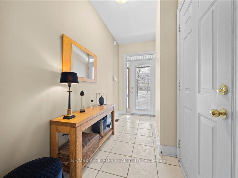 Photo 3 of 46 Kings Landing Point, Ottawa, Ottawa East — HOMEH