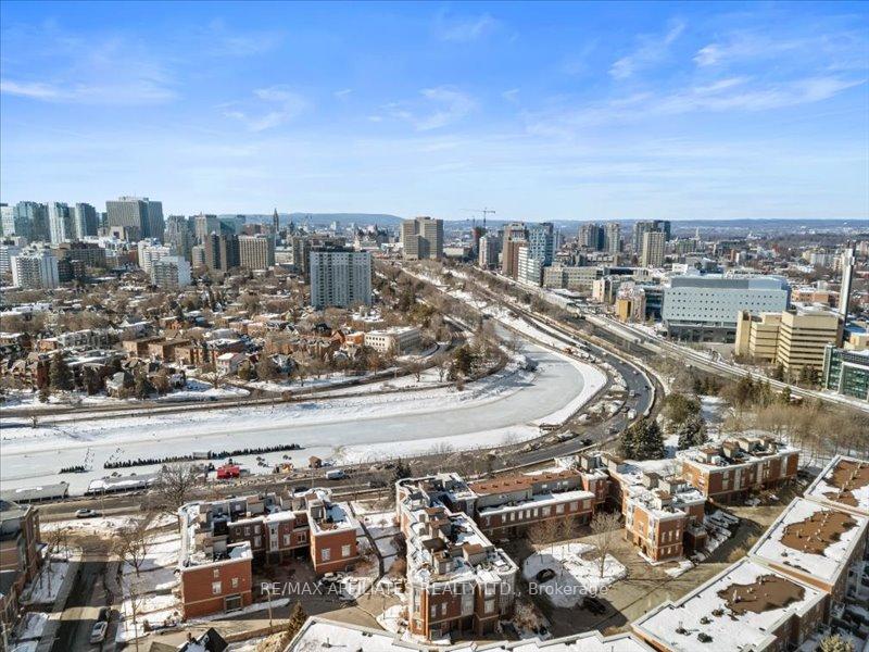 Photo 42 of 46 Kings Landing Point, Ottawa, Ottawa East — HOMEH