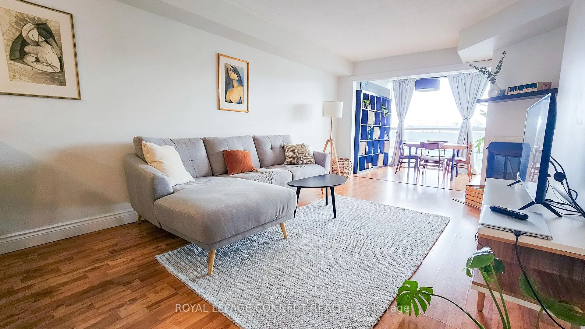 Photo 5 of Unit 1712, 705 King Street W, Toronto, Niagara — HOMEH