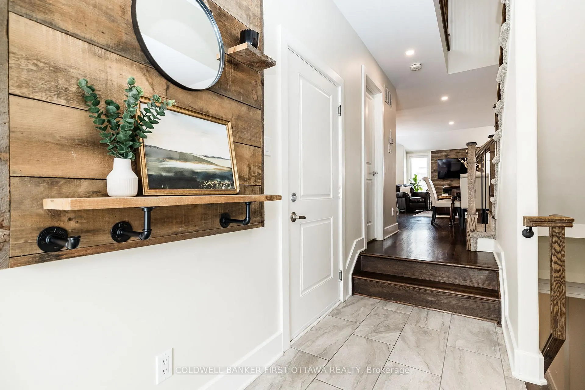 Photo 5 of 211 Purchase Crescent, Ottawa, Stittsville (South) — HOMEH