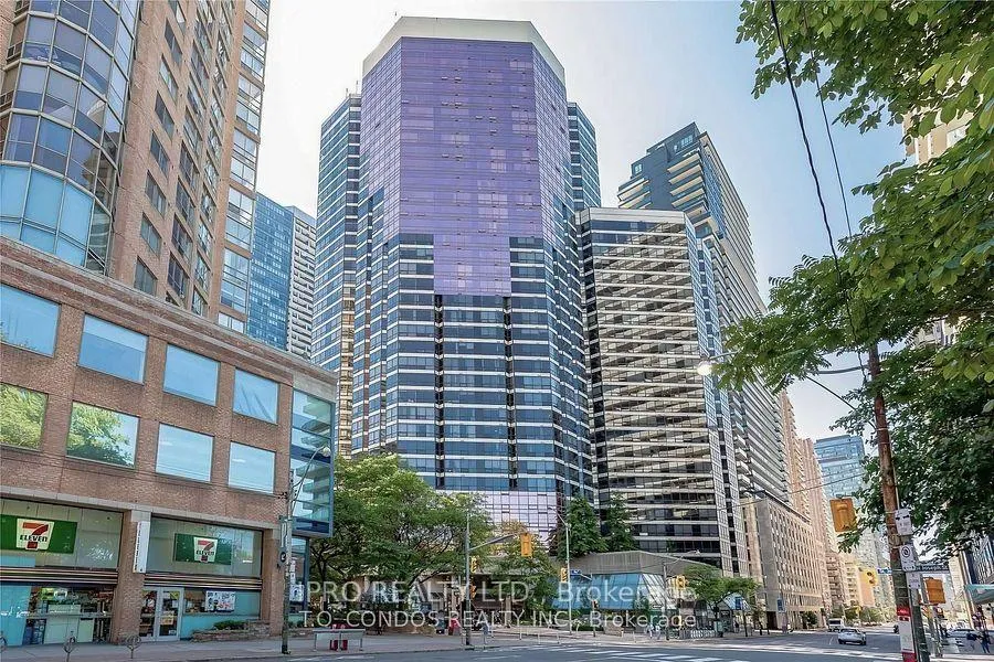 Front of Unit 2702, 1001 Bay Street