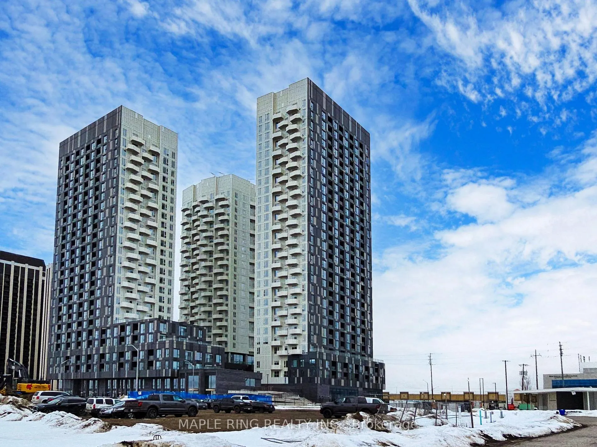 Photo 2 of Unit 1125, 498 Caldari Road, Vaughan, Concord — HOMEH