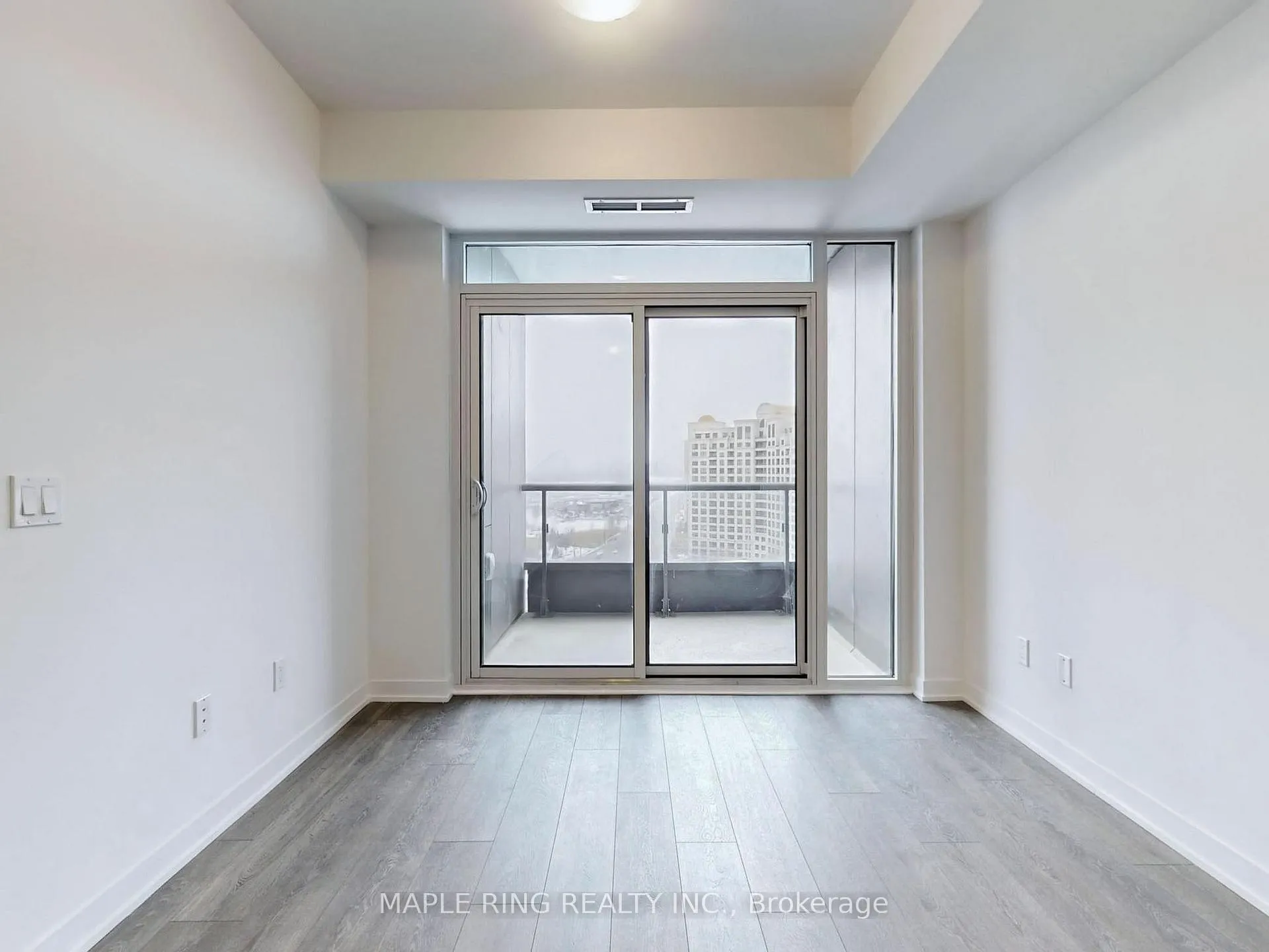 Photo 7 of Unit 1125, 498 Caldari Road, Vaughan, Concord — HOMEH