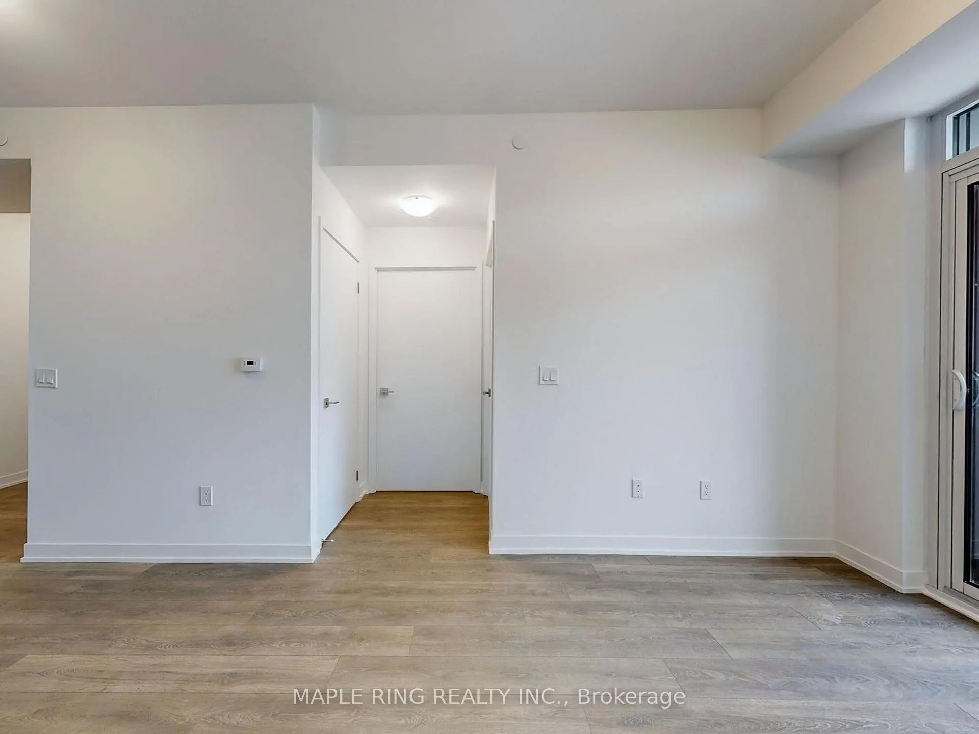Photo 12 of Unit 1125, 498 Caldari Road, Vaughan, Concord — HOMEH