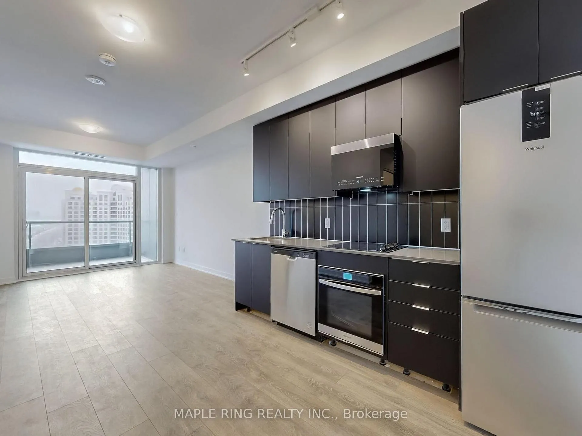 Photo 13 of Unit 1125, 498 Caldari Road, Vaughan, Concord — HOMEH