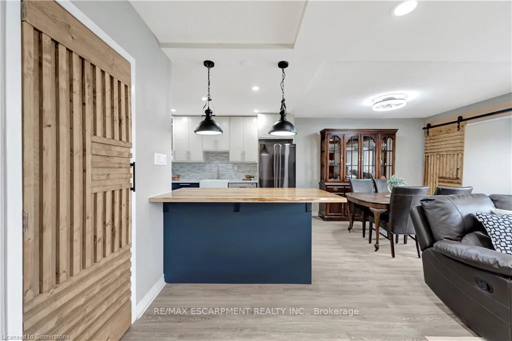 Photo 12 of Unit 1207, 500 Green Road, Hamilton, Stoney Creek — HOMEH