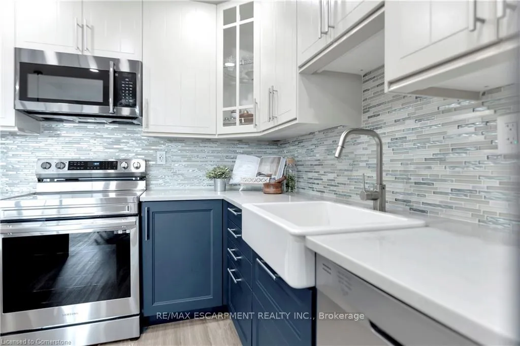 Photo 15 of Unit 1207, 500 Green Road, Hamilton, Stoney Creek — HOMEH