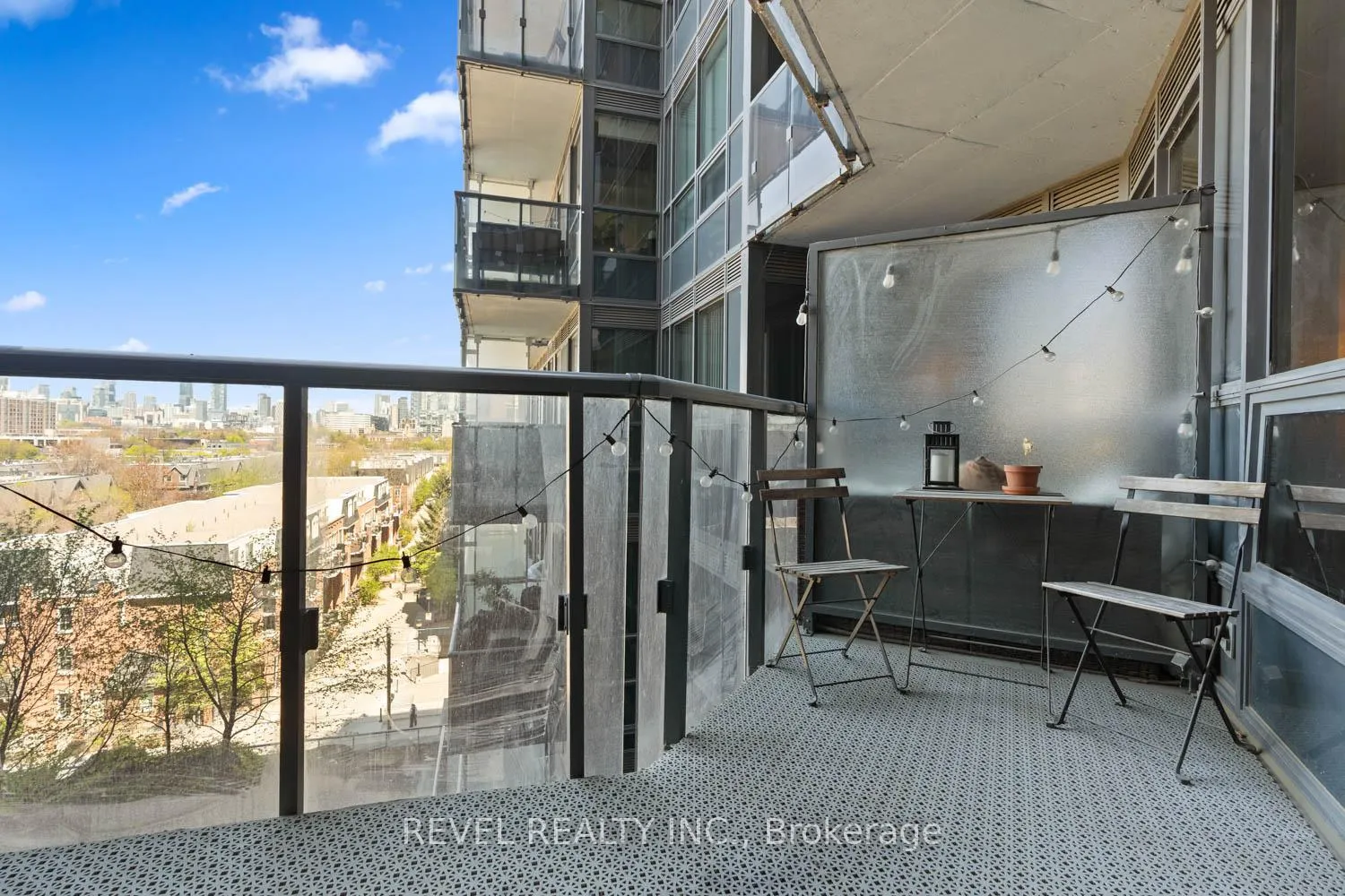 Photo 18 of Unit 609, 1030 King Street W, Toronto, Niagara — HOMEH