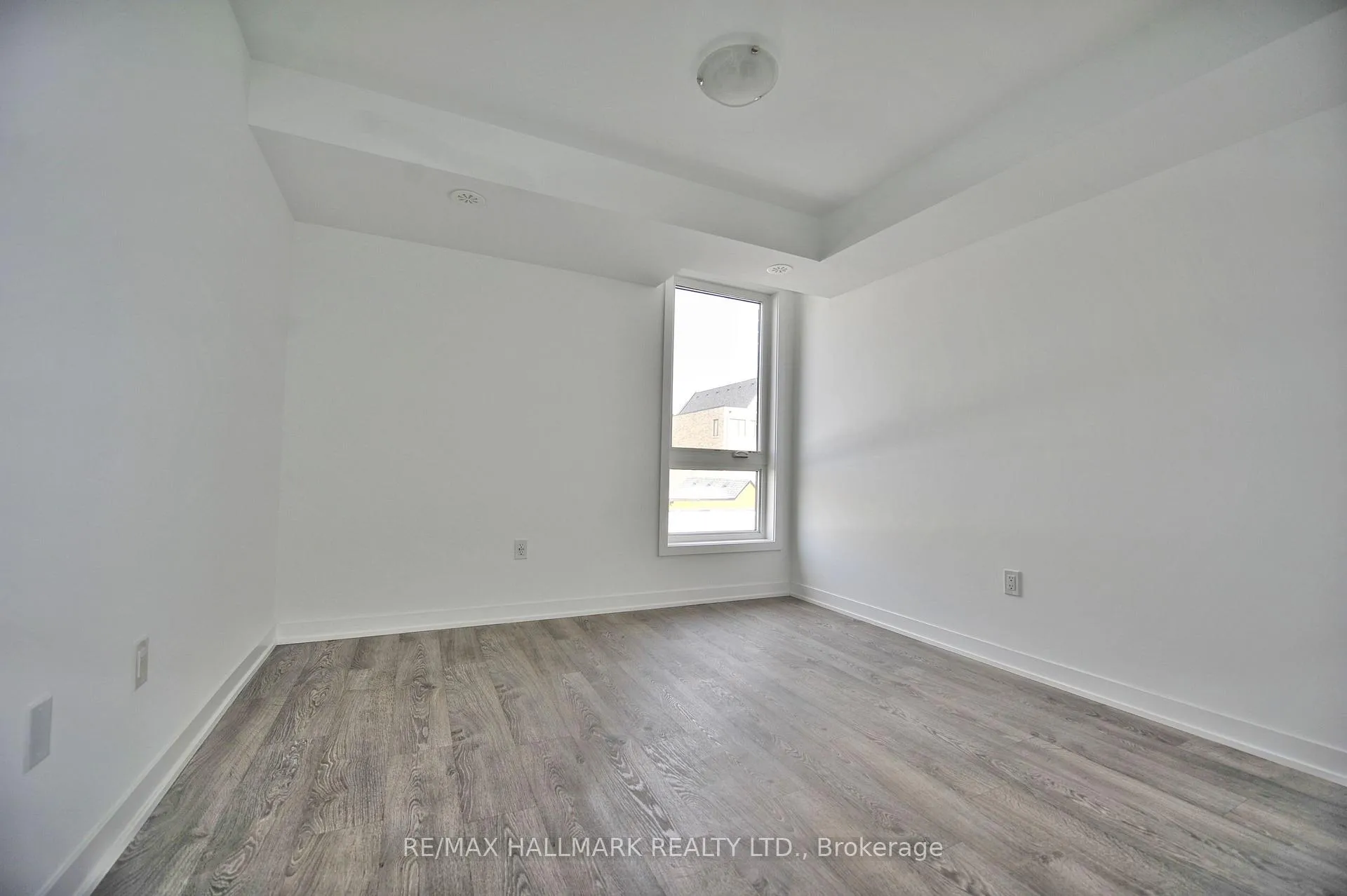 Photo 7 of 56 Turtle Island Road, Toronto, Englemount-Lawrence — HOMEH