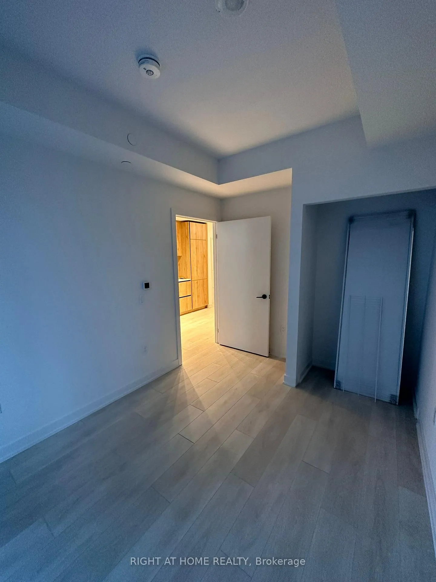 Photo 11 of Unit 2908, 127 Broadway Avenue, Toronto, Mount Pleasant West — HOMEH