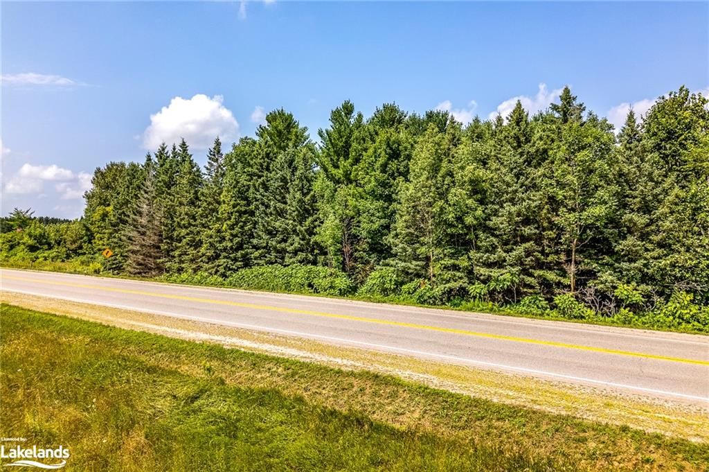 Photo 6 of 6885 Highway 93, Tay, Rural Tay — HOMEH