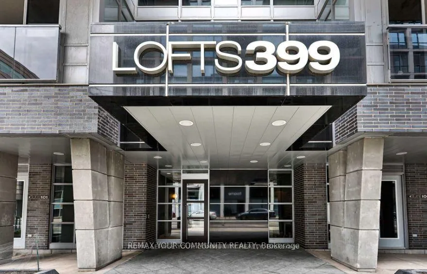 Front of Unit 807, 399 Adelaide Street W