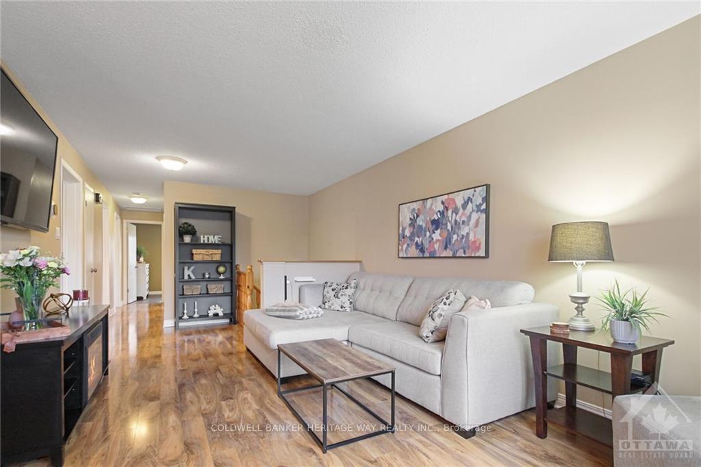 Photo 10 of 410 Ferrill Crescent, Carleton Place — HOMEH