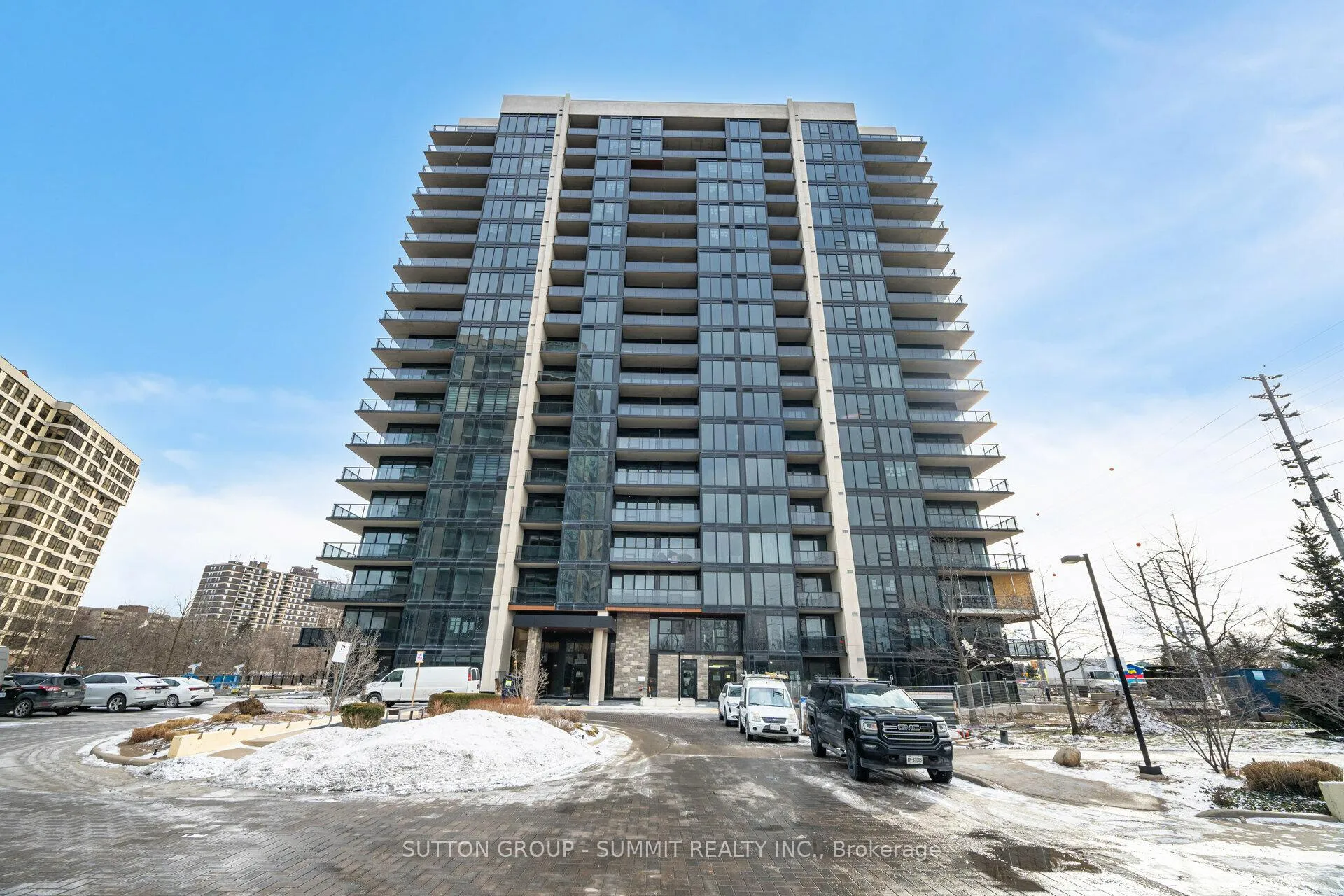 Front of Unit 602, 1035 Southdown Road