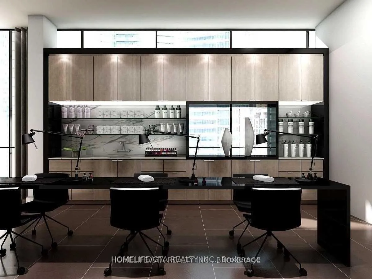 Photo 14 of Unit 1907, 10 York Street, Toronto, Waterfront Communities — HOMEH