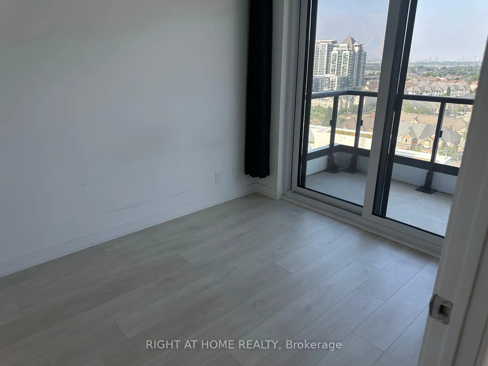 Photo 9 of Unit 1301, 7950 Bathurst Street, Vaughan, Beverley Glen — HOMEH