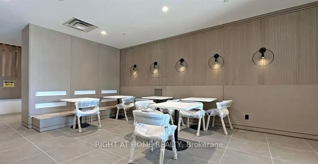 Photo 19 of Unit 1301, 7950 Bathurst Street, Vaughan, Beverley Glen — HOMEH
