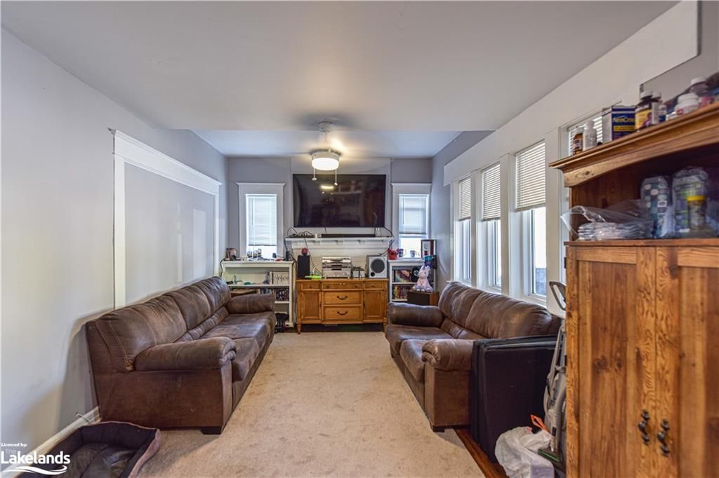Photo 5 of 53 Elgin Street, Orillia, South Ward — HOMEH