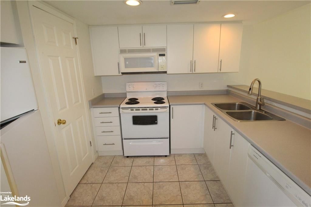 Photo 6 of Unit 151, 53 Trott Boulevard, Collingwood — HOMEH
