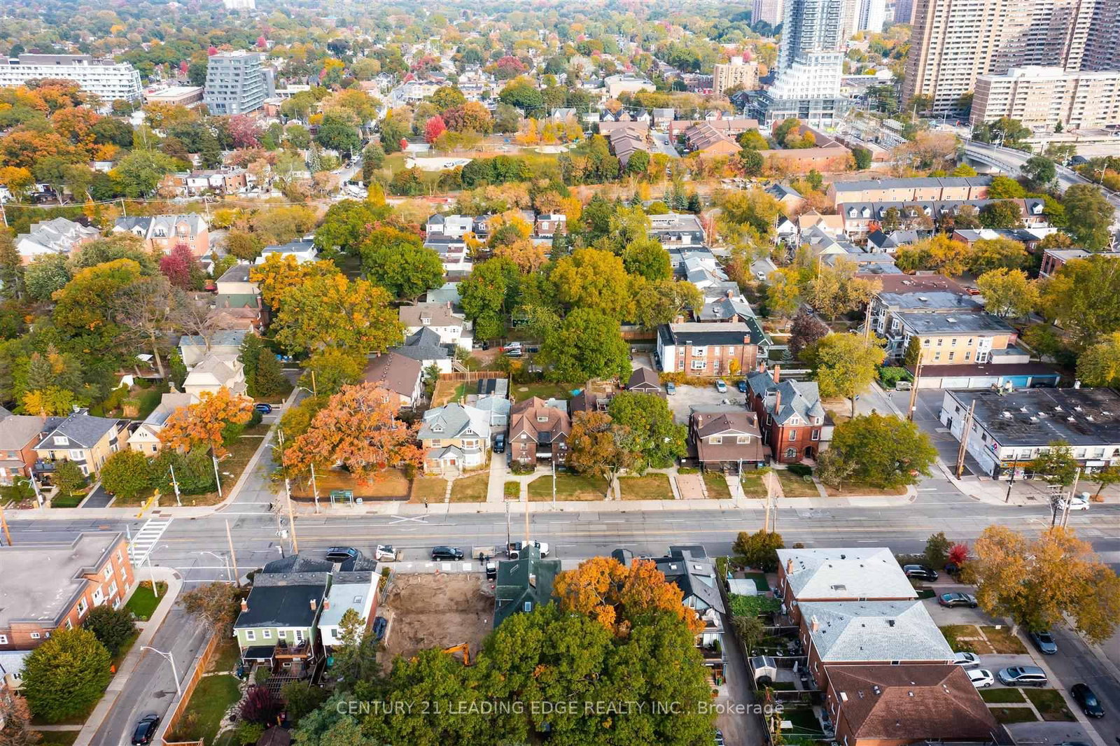 Photo 3 of 25-27 Norwood Rd, Toronto, East End-Danforth — HOMEH