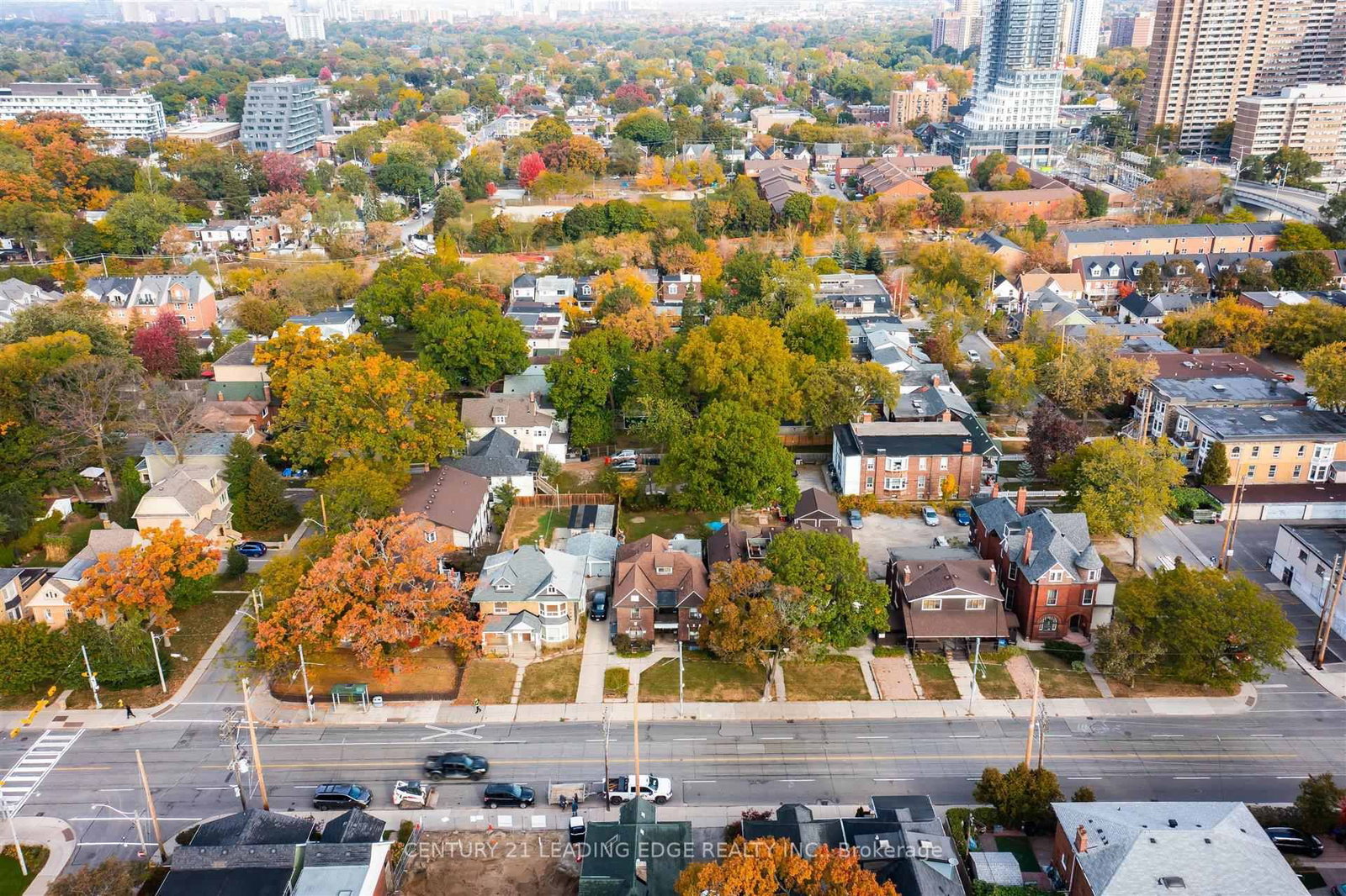 Photo 5 of 25-27 Norwood Rd, Toronto, East End-Danforth — HOMEH