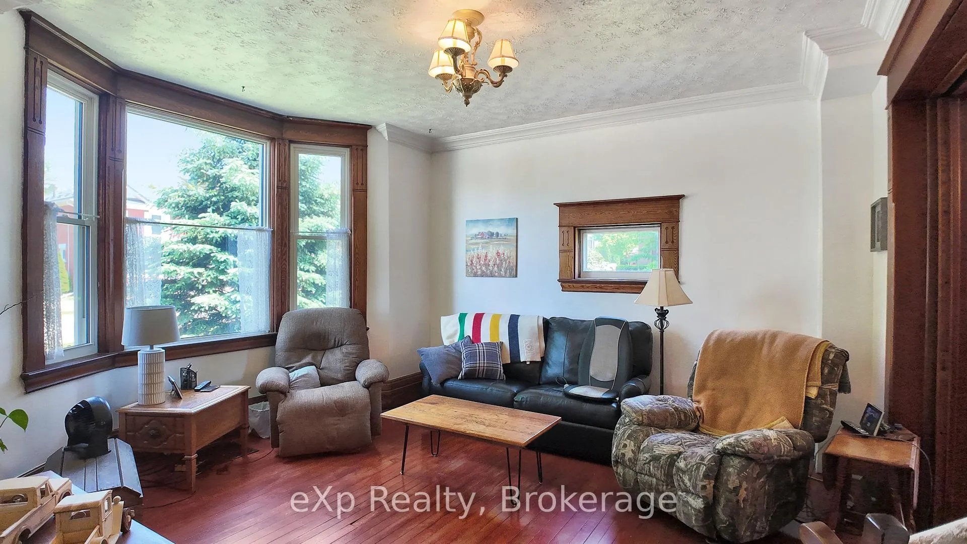 Photo 14 of 21 William Street N, Minto — HOMEH