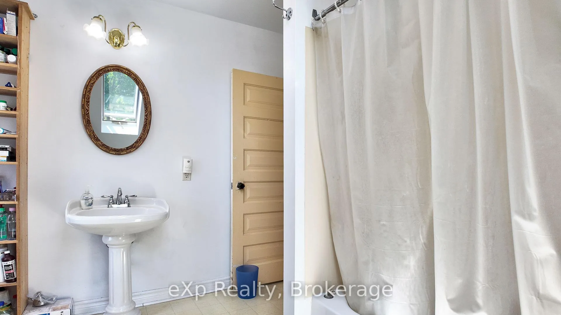 Photo 23 of 21 William Street N, Minto — HOMEH