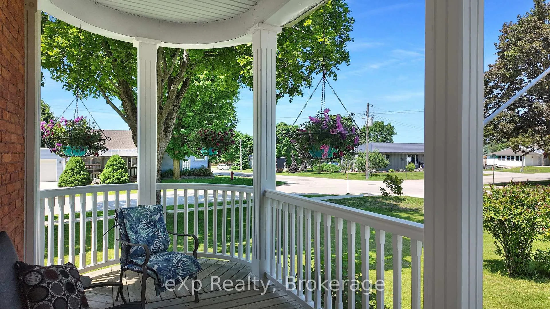 Photo 24 of 21 William Street N, Minto — HOMEH