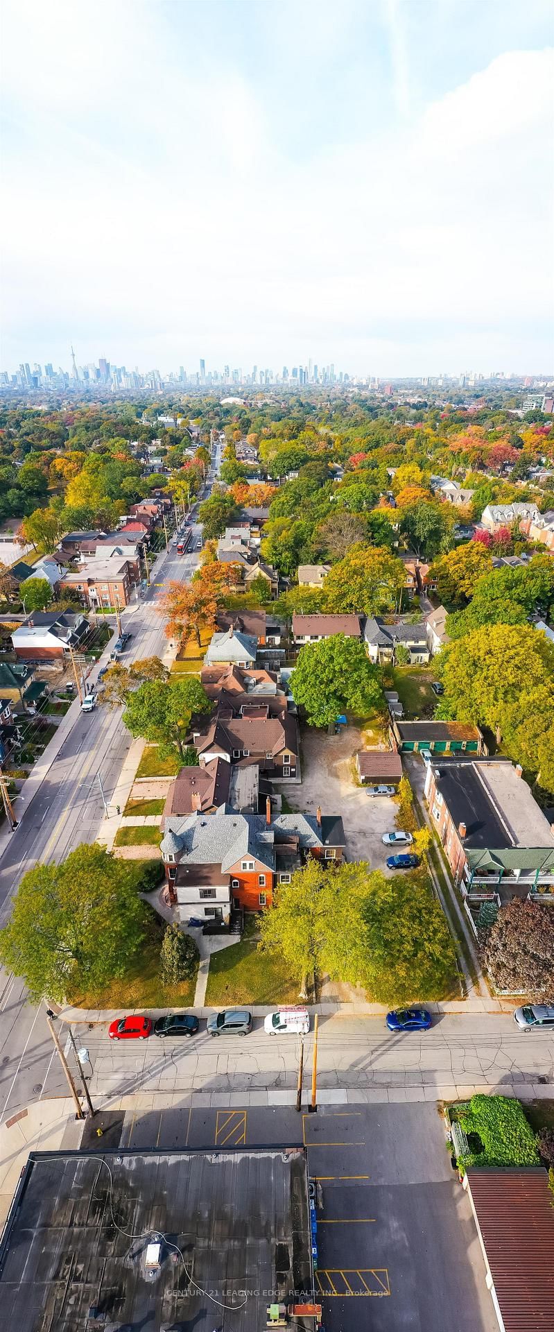 Photo 7 of 2172 Gerrard St E, Toronto, East End-Danforth — HOMEH