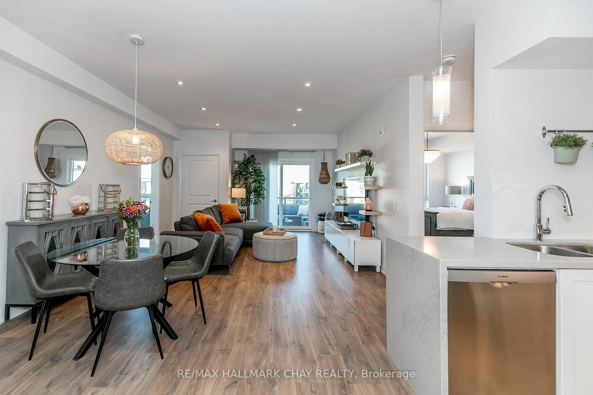 Photo 3 of Unit 607, 304 Essa Road, Barrie, Ardagh — HOMEH