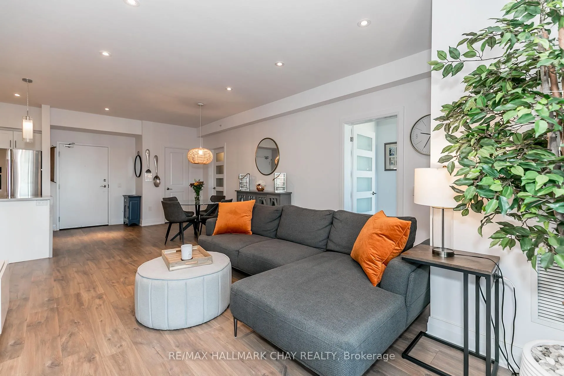 Photo 8 of Unit 607, 304 Essa Road, Barrie, Ardagh — HOMEH