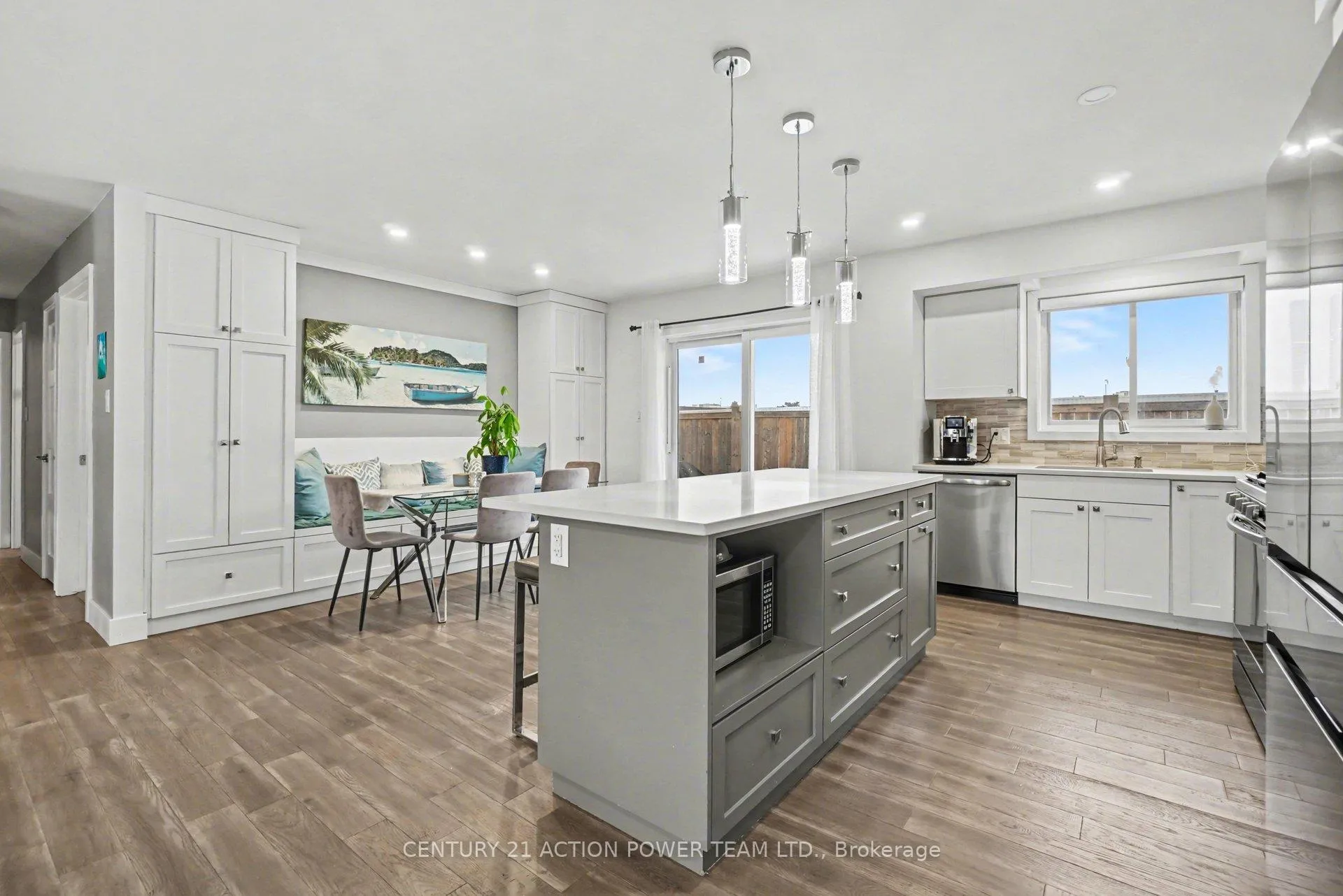 Photo 14 of Unit A, 1149 Parisien Street, Ottawa, Cyrville Rd./Industrial Park — HOMEH