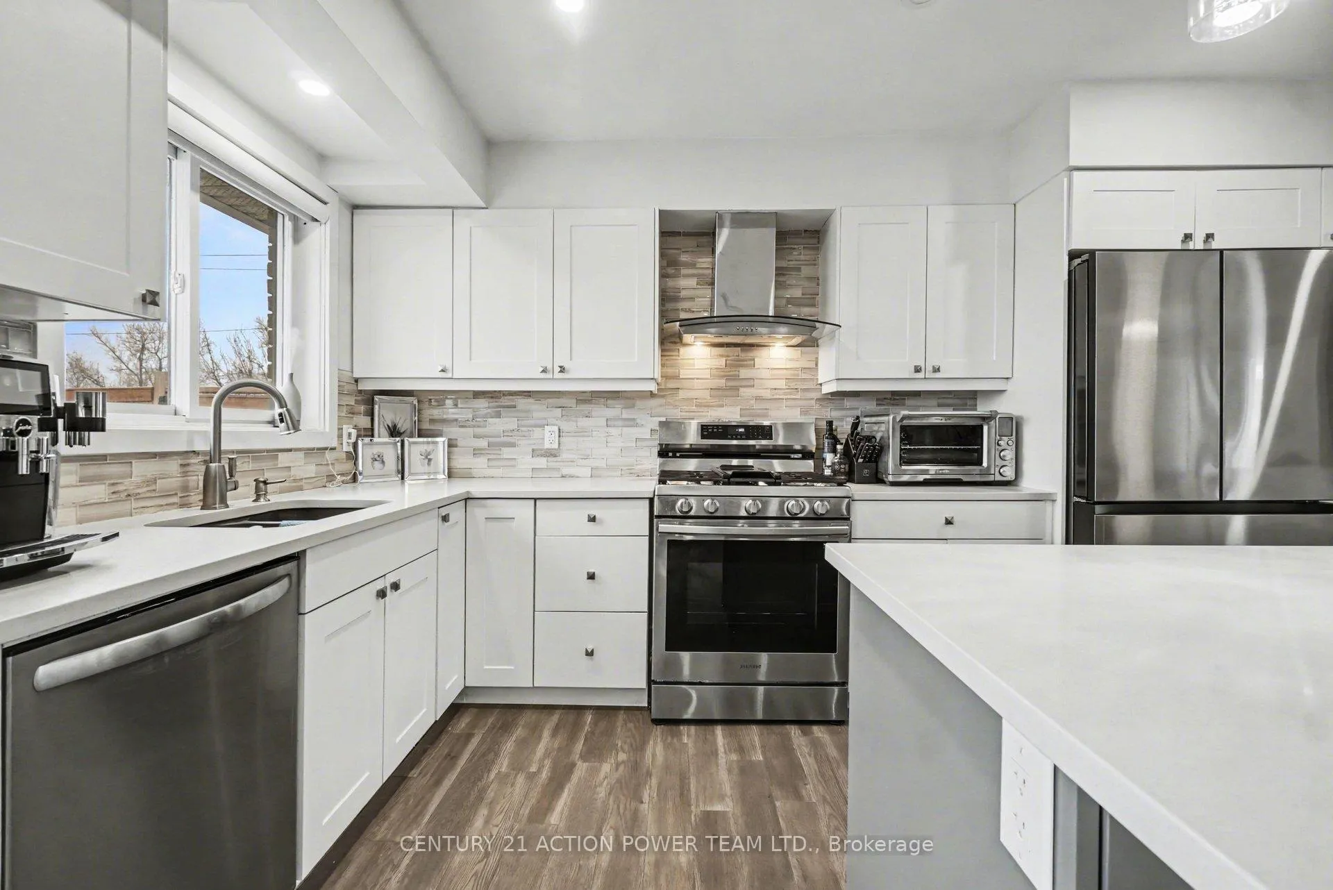 Photo 17 of Unit A, 1149 Parisien Street, Ottawa, Cyrville Rd./Industrial Park — HOMEH