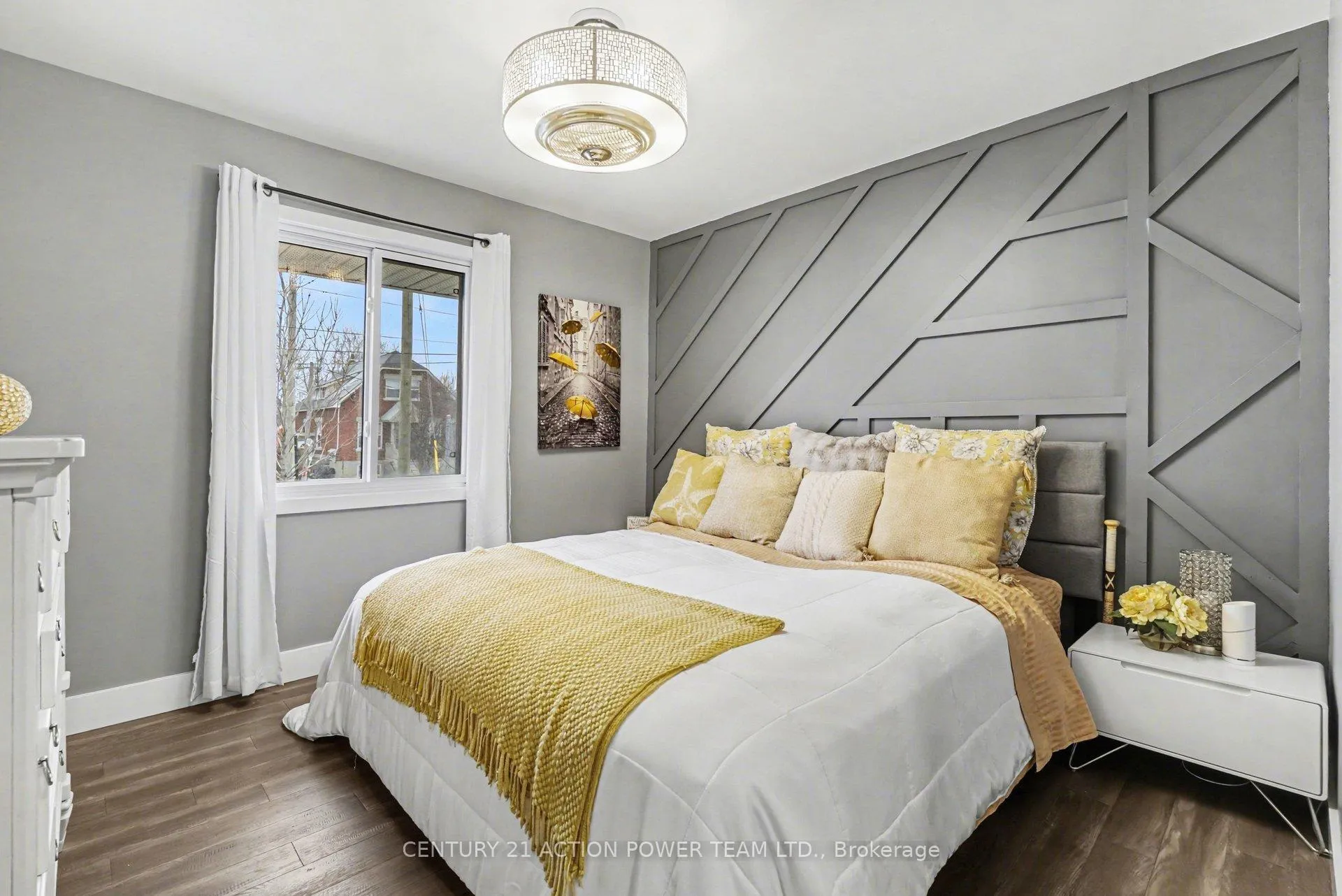 Photo 20 of Unit A, 1149 Parisien Street, Ottawa, Cyrville Rd./Industrial Park — HOMEH