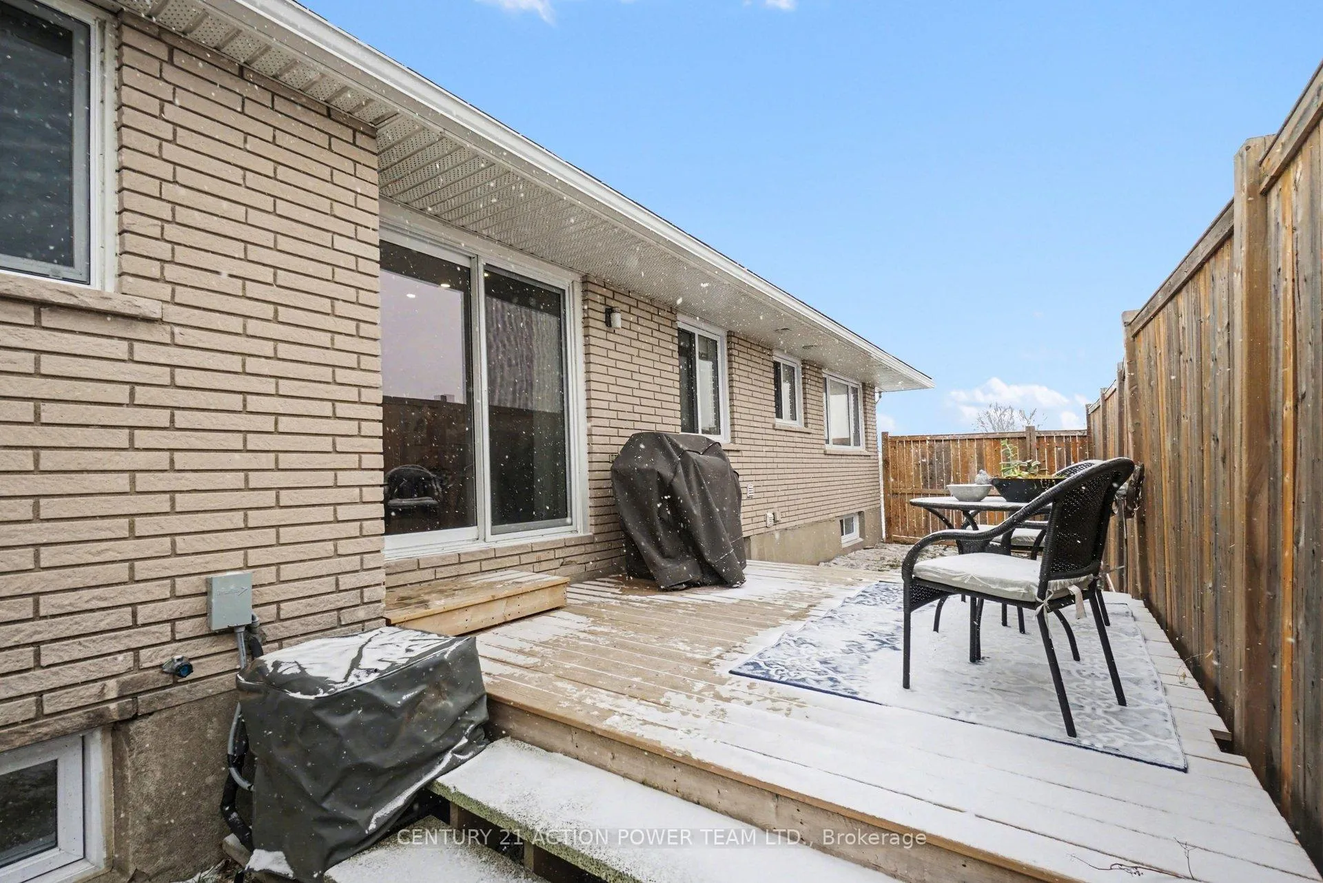 Photo 29 of Unit A, 1149 Parisien Street, Ottawa, Cyrville Rd./Industrial Park — HOMEH