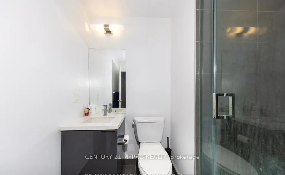 Photo 8 of Unit 4701, 8 Eglinton Avenue, Toronto, Mount Pleasant West — HOMEH