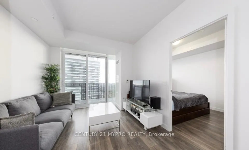 Photo 9 of Unit 4701, 8 Eglinton Avenue, Toronto, Mount Pleasant West — HOMEH