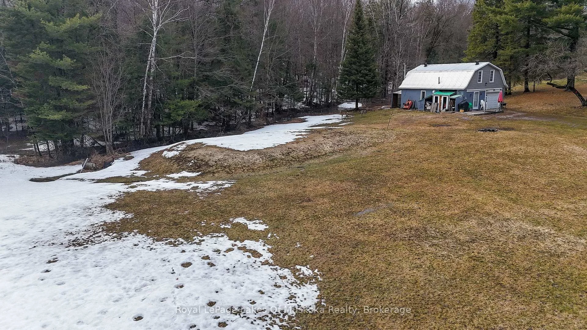 Photo 4 of 112 510 Highway, Magnetawan — HOMEH