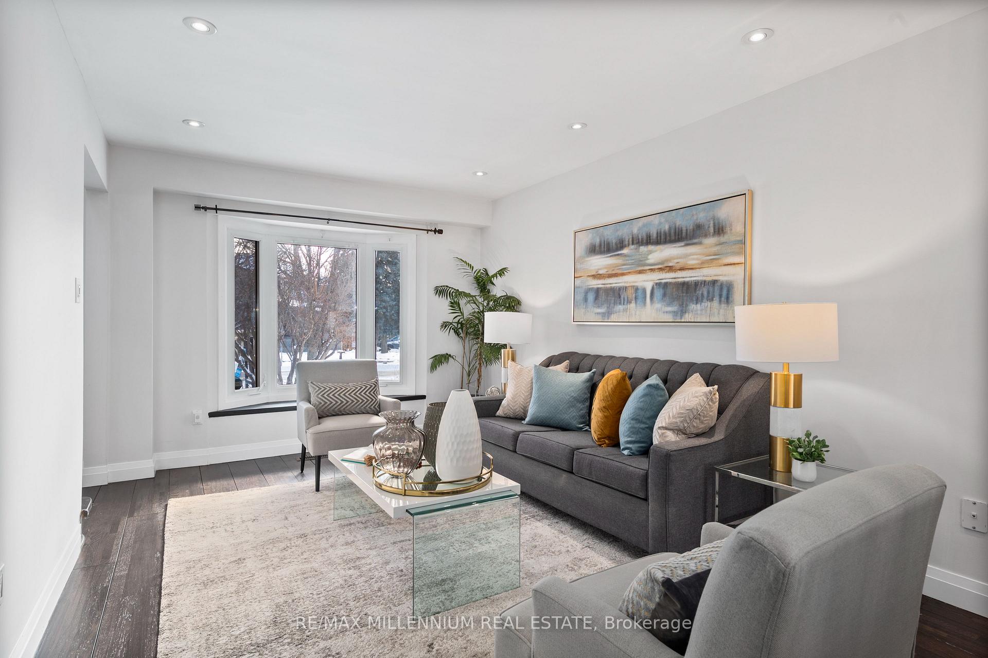 Photo 3 of 4 Pembry Drive, Ajax, Central — HOMEH