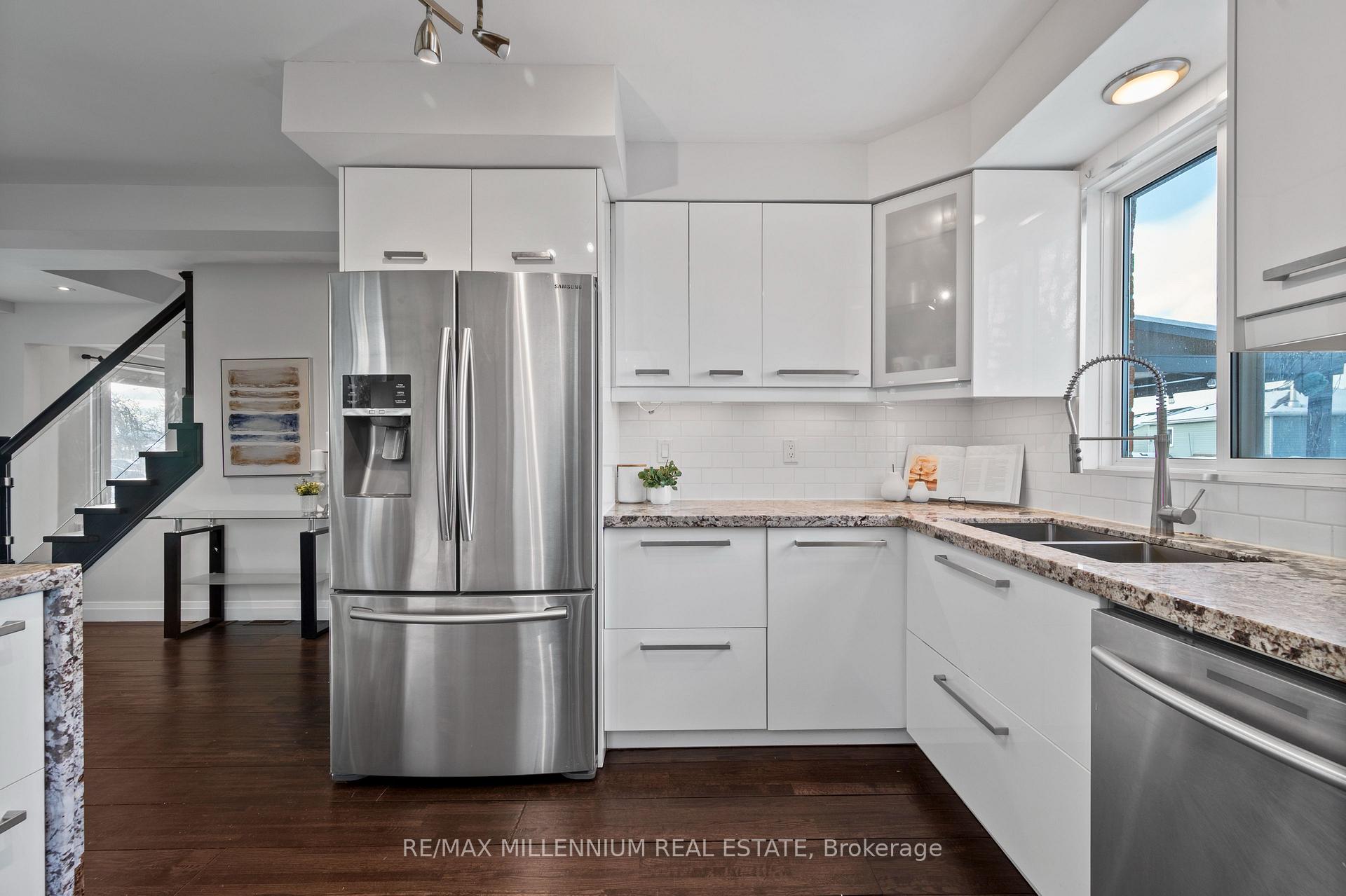 Photo 8 of 4 Pembry Drive, Ajax, Central — HOMEH
