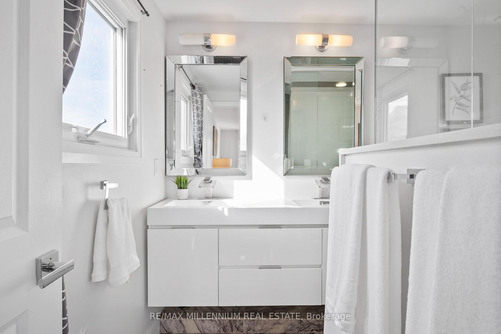 Photo 11 of 4 Pembry Drive, Ajax, Central — HOMEH