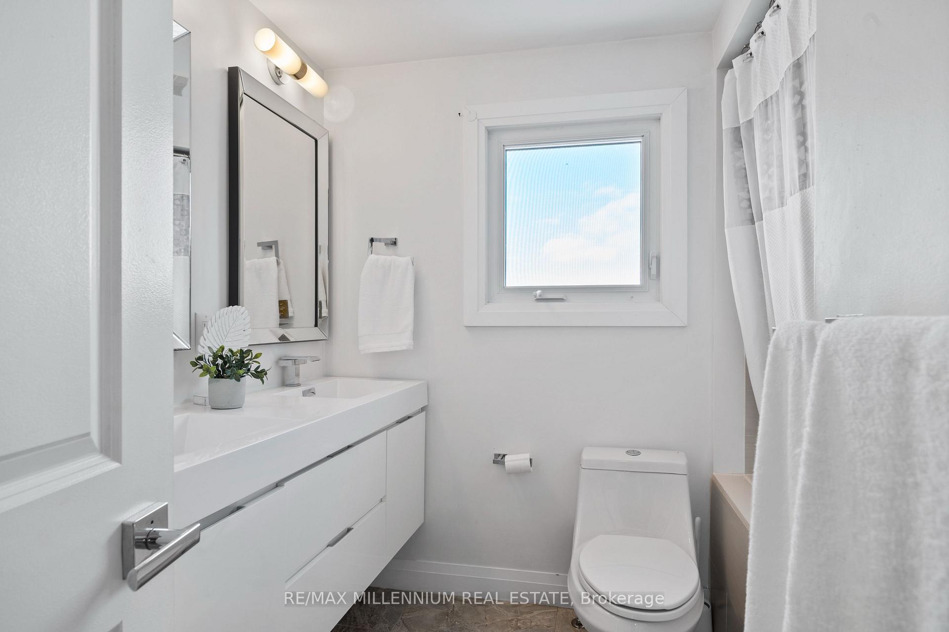 Photo 14 of 4 Pembry Drive, Ajax, Central — HOMEH