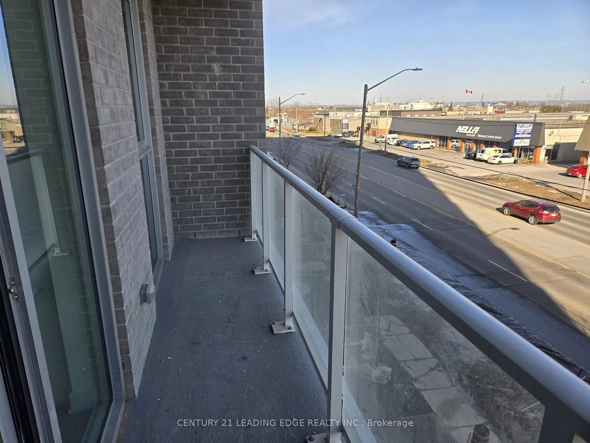 Photo 6 of Unit 211, 2782 Barton Street E, Hamilton, Riverdale — HOMEH