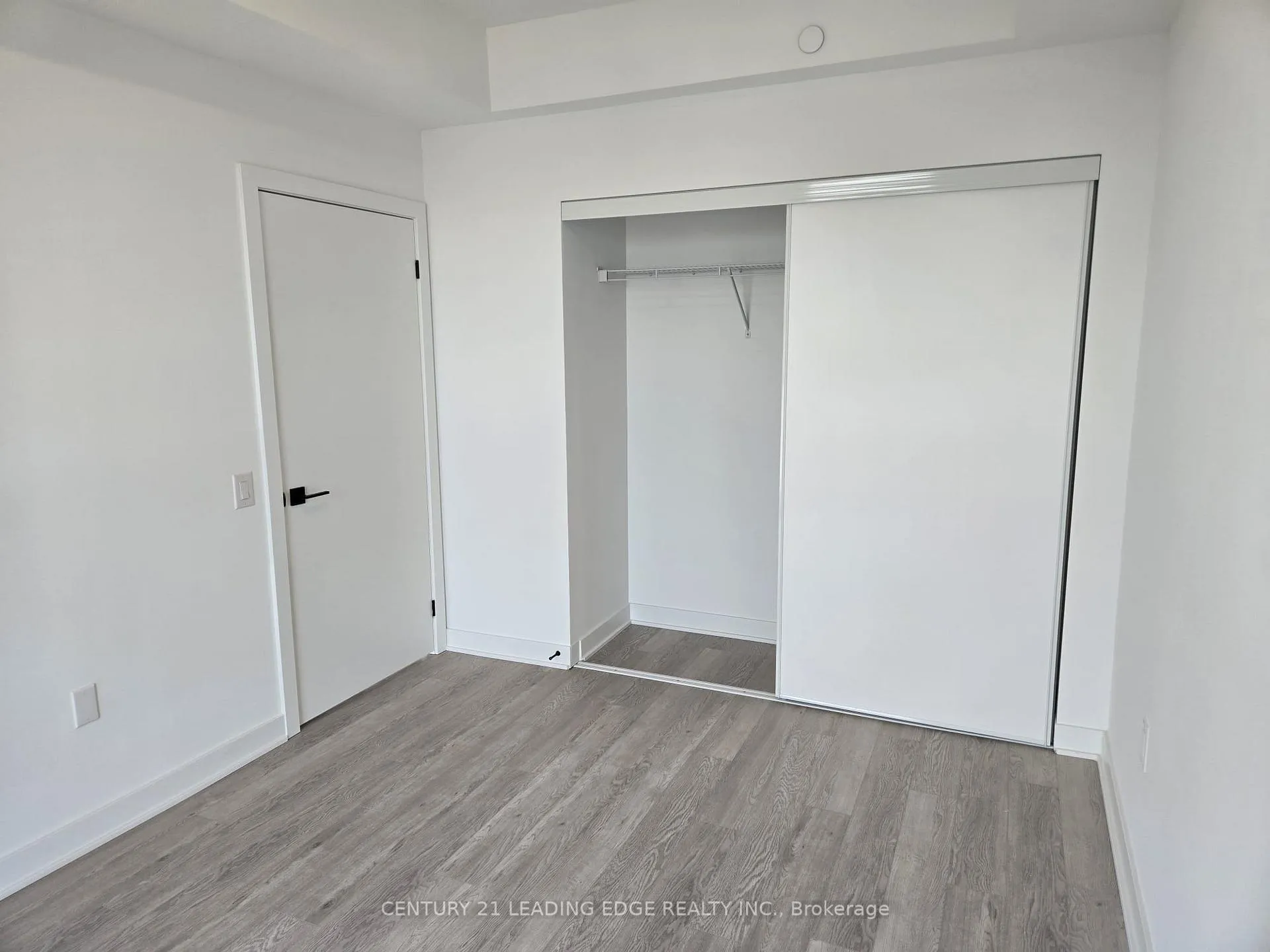 Photo 10 of Unit 211, 2782 Barton Street E, Hamilton, Riverdale — HOMEH