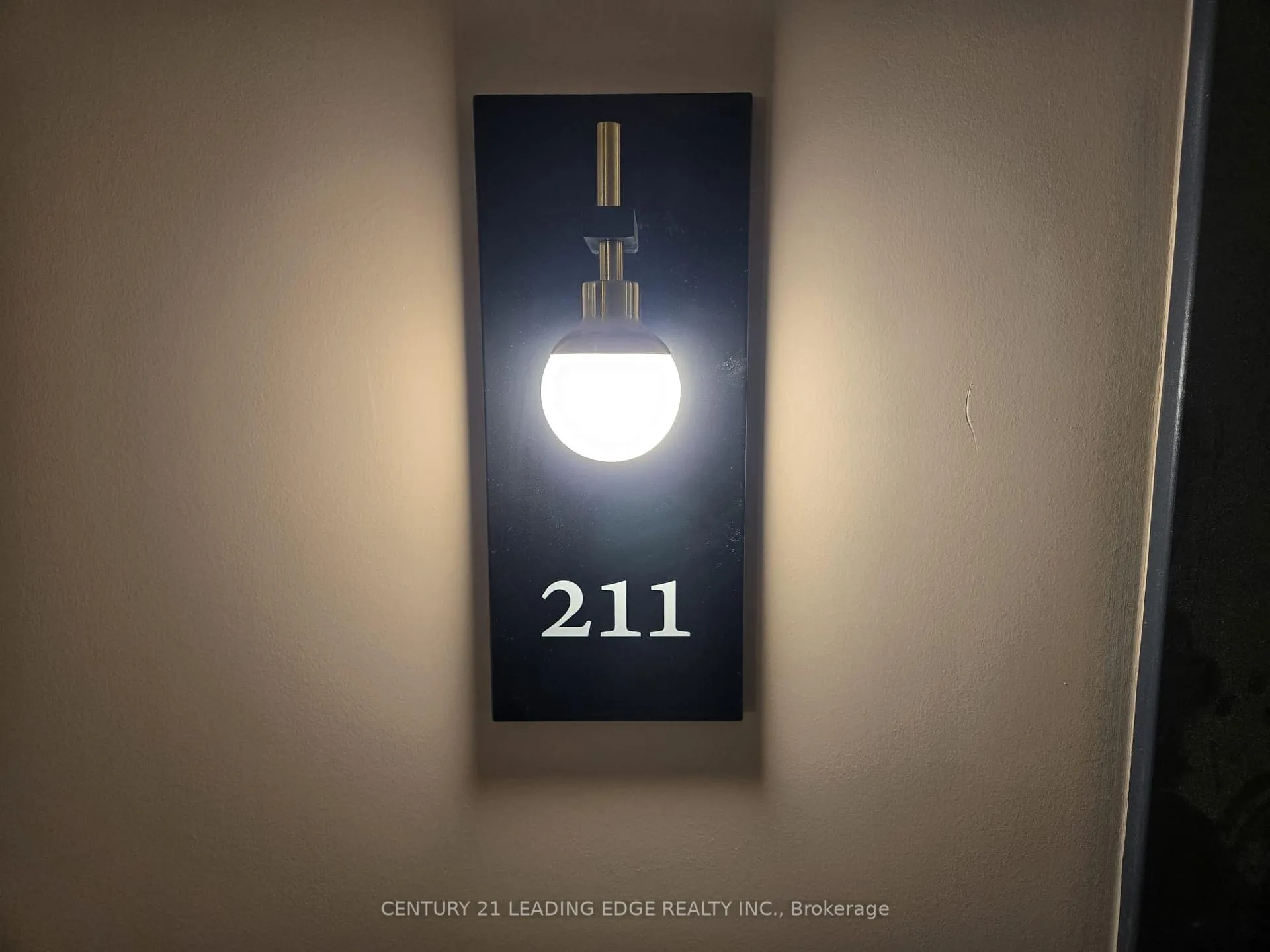 Photo 18 of Unit 211, 2782 Barton Street E, Hamilton, Riverdale — HOMEH