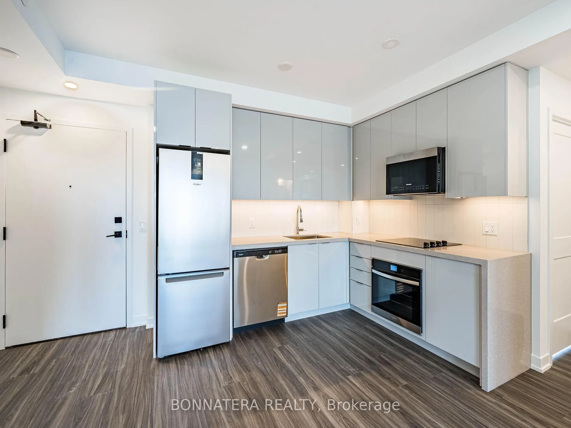 Photo 9 of Unit 2424, 498 Caldari Road, Vaughan, Concord — HOMEH