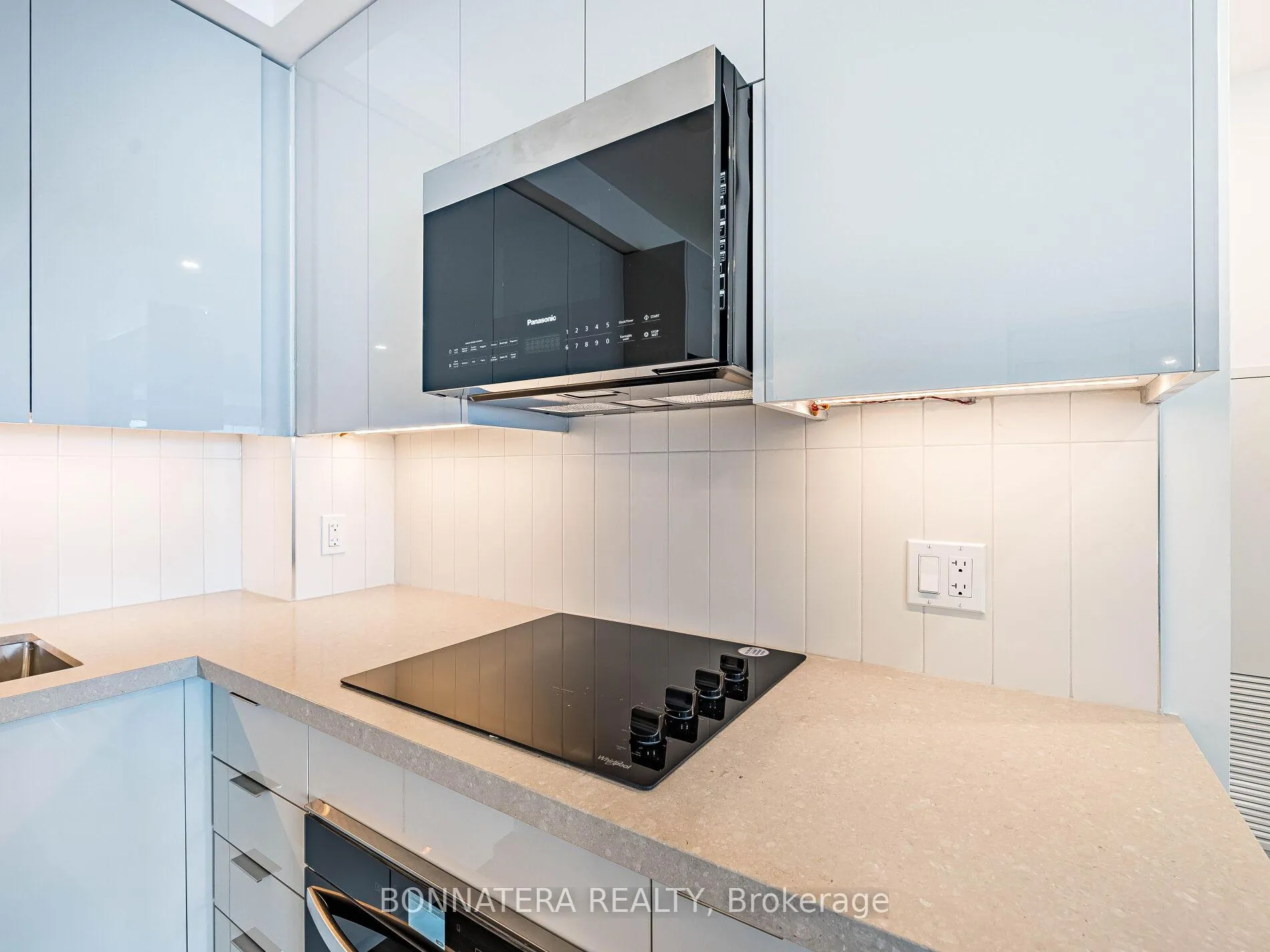 Photo 13 of Unit 2424, 498 Caldari Road, Vaughan, Concord — HOMEH